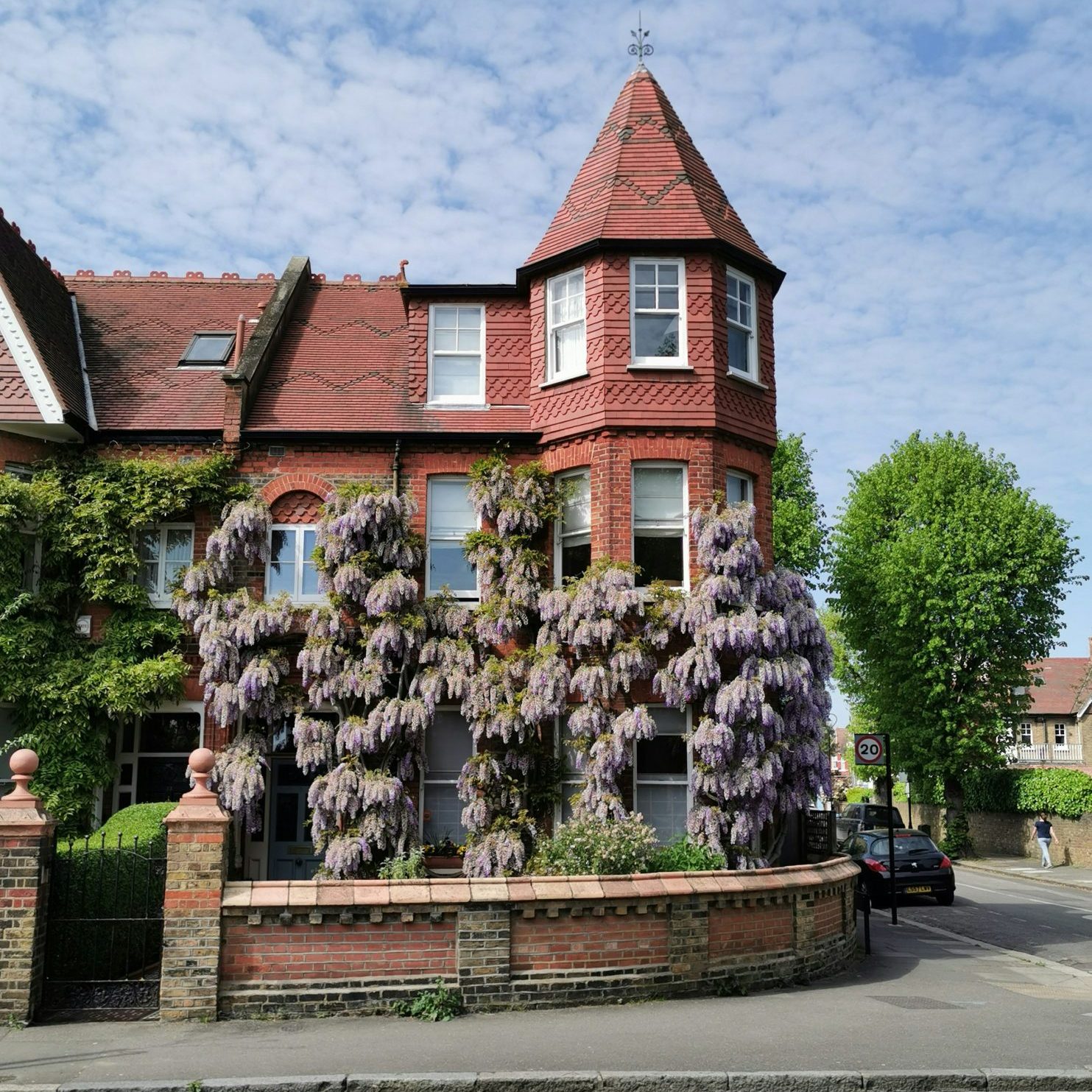 dan-loftus-QEwzj7NwkhU-unsplash