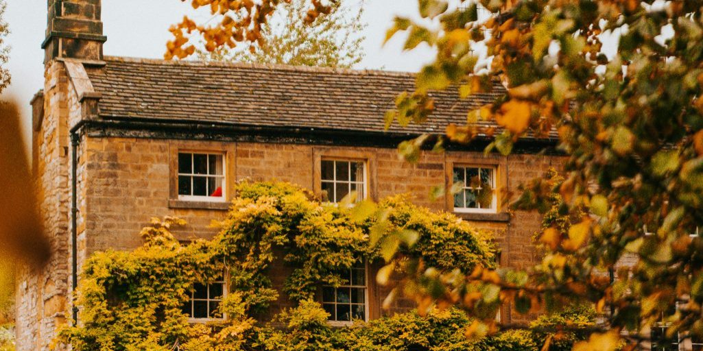 vojtech-bartonicek-wgG7jLQ7M0U-unsplash